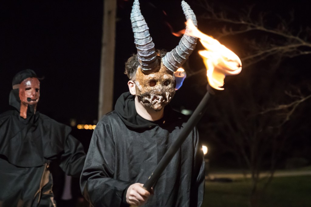 Eskhaton: Reviewing the End of the&nbsp;World